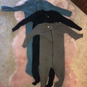 Primary Zip Up Footed Outfit